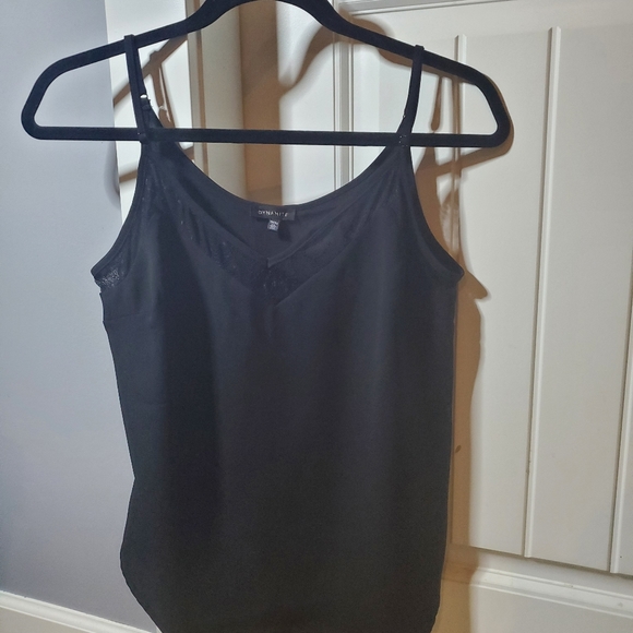 Lace Detail Tank Top - Picture 1 of 3